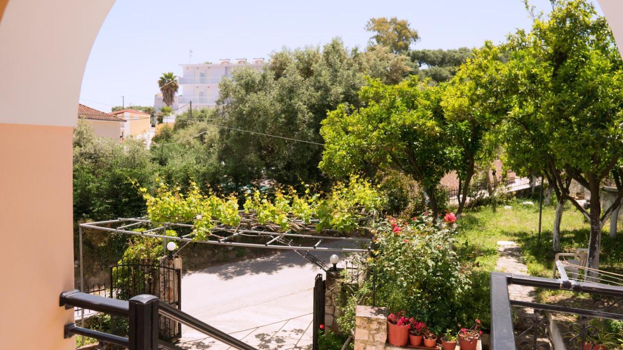 Raptis Holiday home *